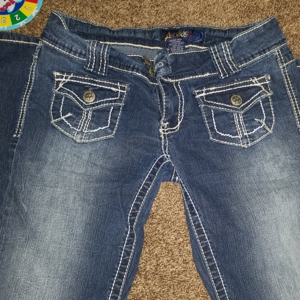 Jeans